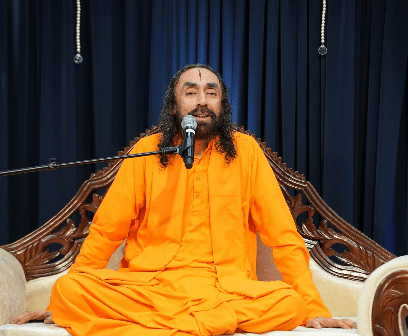 मानसिकताएँ वे मानसिक आदतें हैं जो किसी विशेष सोच या दृष्टिकोण का बार-बार अभ्यास करने से हमारे भीतर बन जाती हैं, और धीरे-धीरे स्वाभाविक लगने लगती हैं।