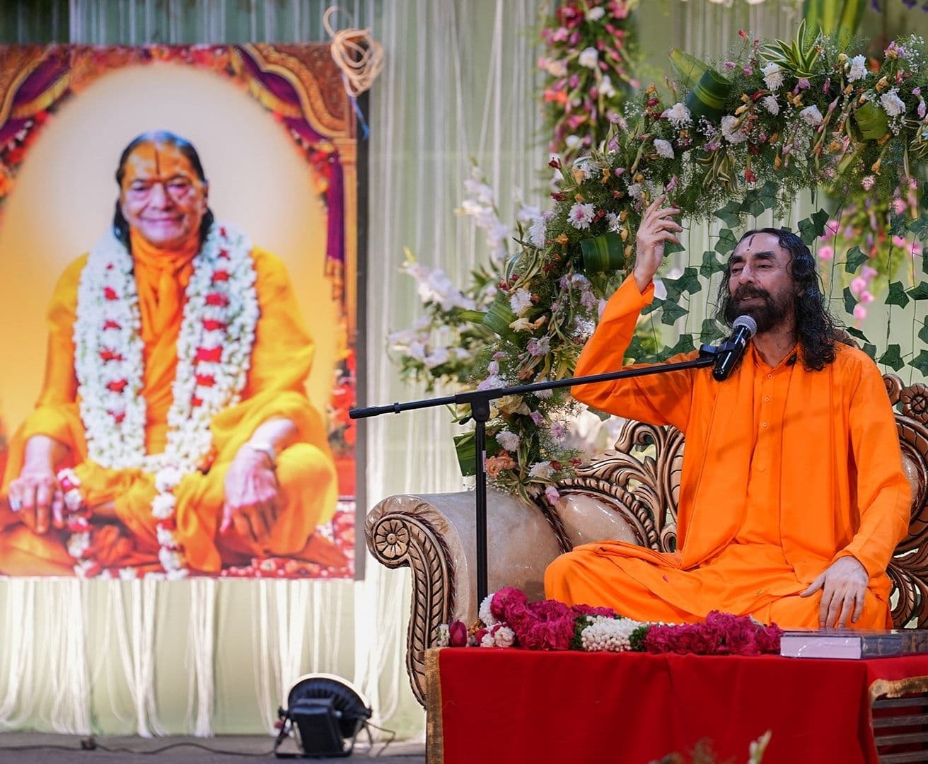 A karm yogi is one who performs worldly duties with the body while the mind is united with God. ‘Body in the world and mind in God.