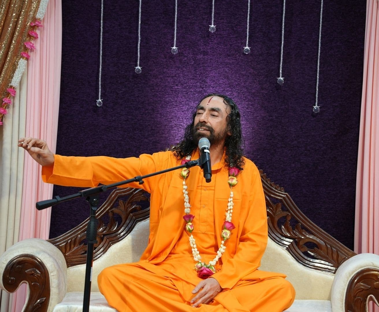 Let us not allow our thoughts to rob us of peace and joy, which are ours to claim through mastery of our mindsets. Rather, let us master our emotions, and then we will discover a million reasons to be happy.