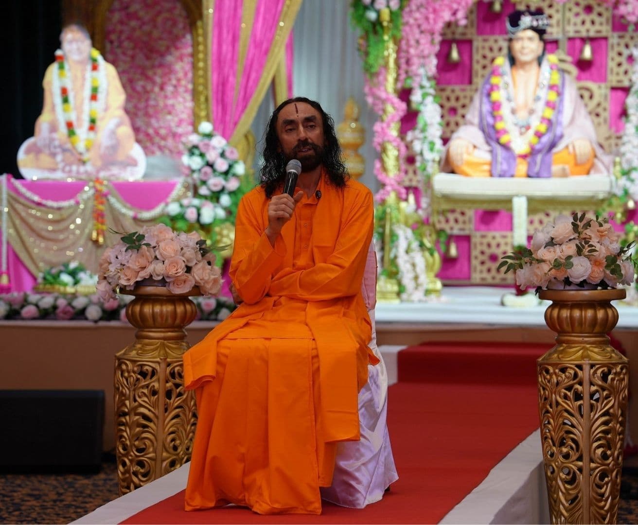 जब हम अपने बारे में नकारात्मक सोचते हैं, तो वह विचार धीरे-धीरे अवचेतन में उतर जाता है और हमें भीतर से कड़वा और दुःखी बना देता है। इसके विपरीत, सकारात्मक आत्मसंवाद हमारे मन को प्रेरित कर उत्थान की ओर ले जाता है।