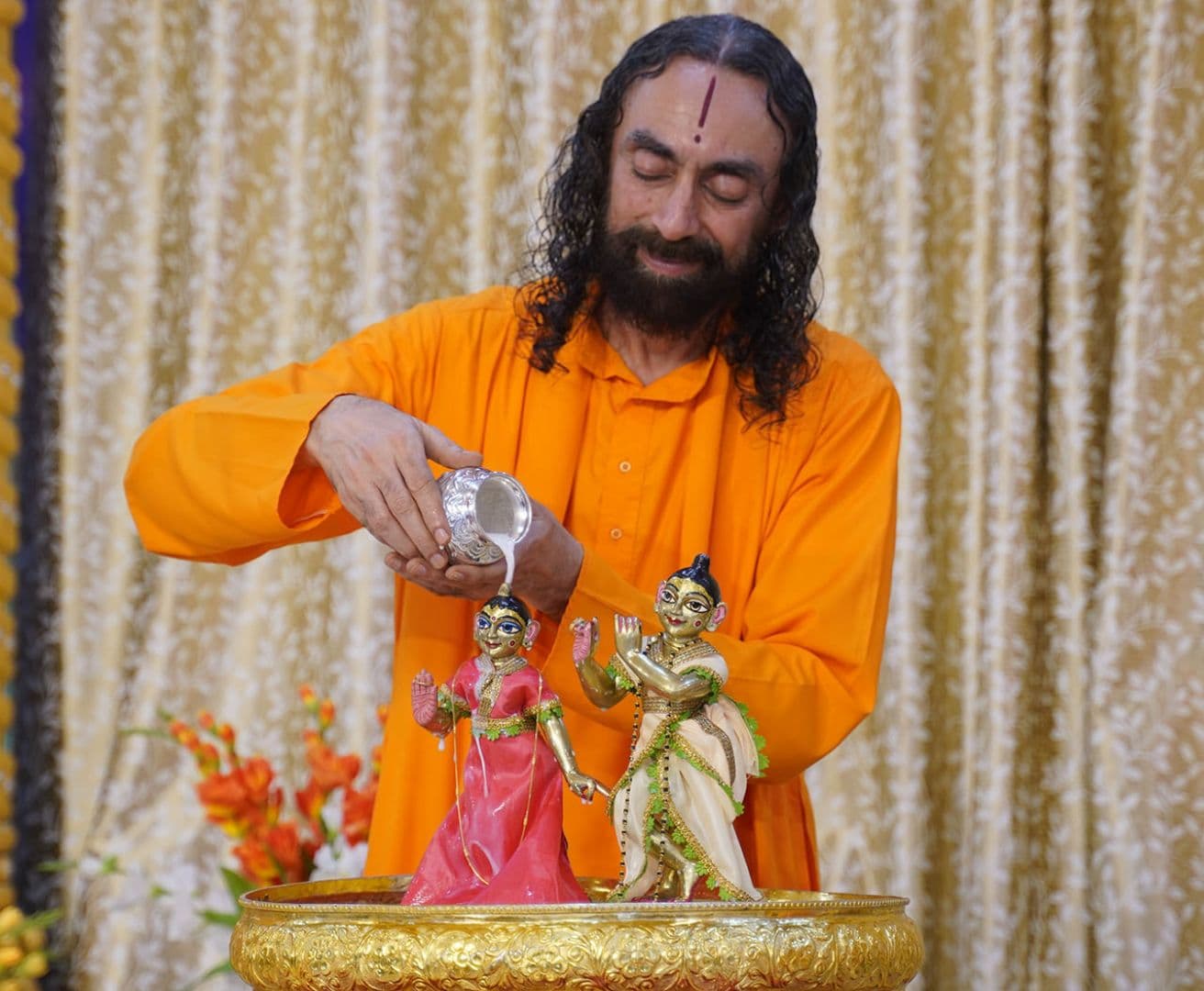 The highest austerity is to engage body, mind, and intellect in God’s service - seeing Him everywhere, remembering Him with love, and offering every action to the Divine.