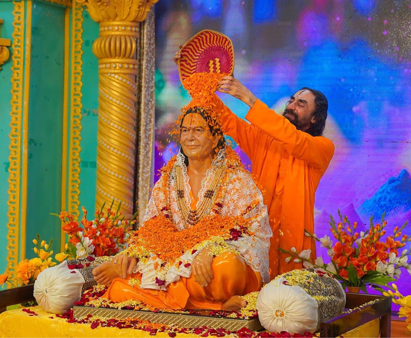 The Guru is a spiritual doctor, and we are souls afflicted by maya. Only when we sincerely follow the Guru’s guidance does true transformation begin.
